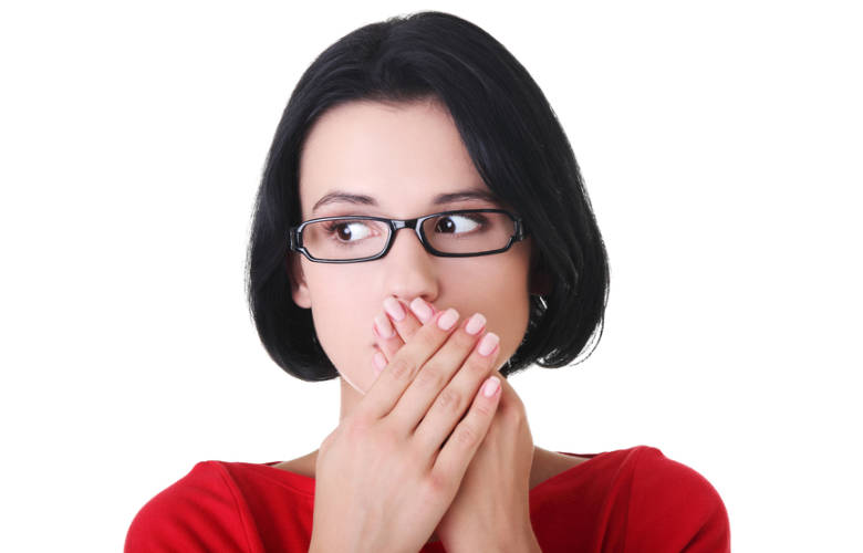 9 πράγματα που οι οδοντίατροι δεν θα έβαζαν ποτέ στο στόμα τους!