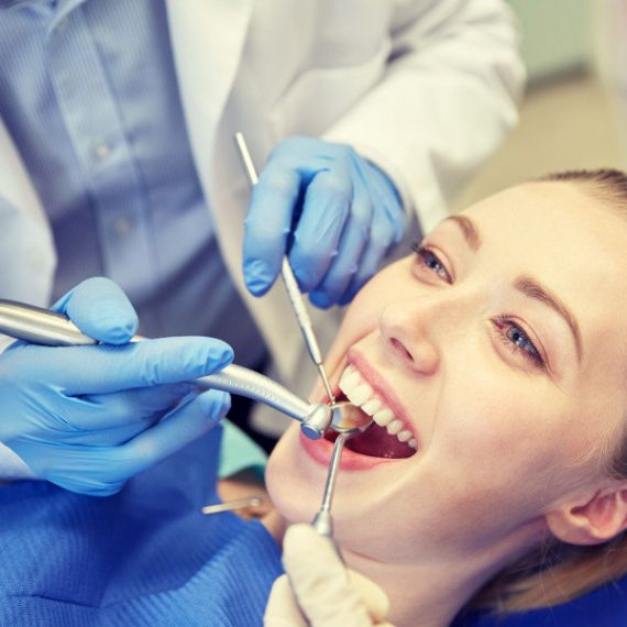 Η υγεία των δοντιών είναι συνδυασμός γενετικής και υγιεινής