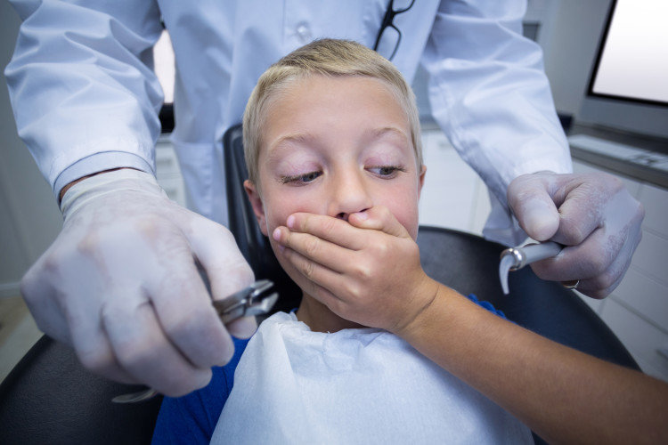Ποια θεραπεία μειώνει το άγχος των παιδιών για τον οδοντίατρο;