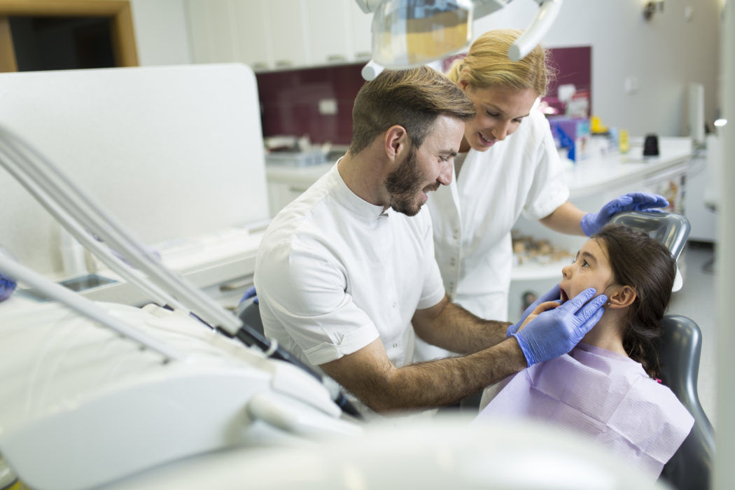 Οδοντίατρος στον Καναδά μελετά τις επιλογές διαχείρισης της τερηδόνας!