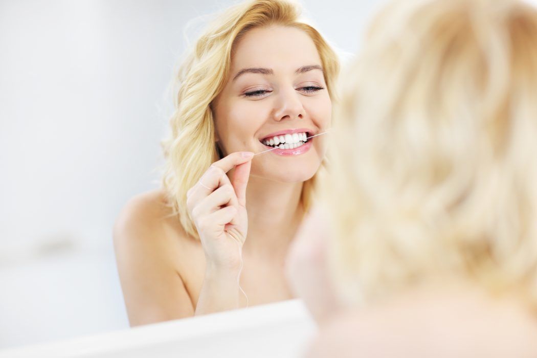 Η επιστήμη της λεύκανσης: Ποιοι είναι οι παράγοντες που επηρεάζουν την απόχρωση των δοντιών;