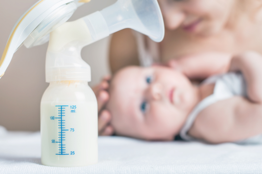 Ο συνδυασμός μητρικού γάλακτος και σάλιου δημιουργεί υγιή στοματική χλωρίδα στα μωρά!