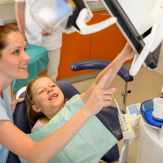 Ξεκινά η οδοντιατρική κάλυψη στα παιδιά μέσω ΕΟΠΥΥ;
