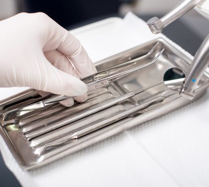 5 λόγοι για τους οποίους πρέπει να χρησιμοποιείτε κασετίνες οδοντιατρικών εργαλείων